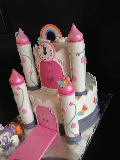 Princess castle - Cake by Mmmm cakes and cupcakes