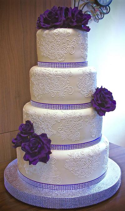 Purple roses wedding cake - Cake by Vanessa 
