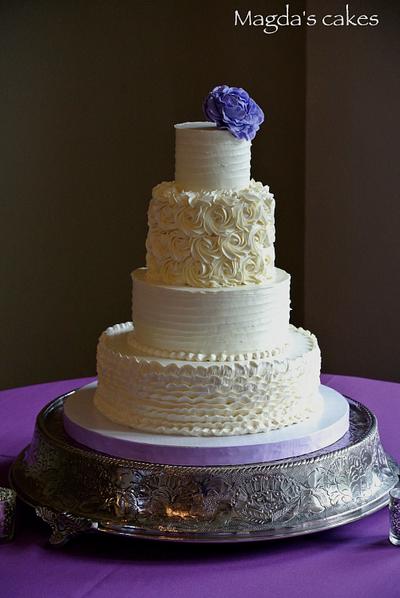 buttercream textures - Cake by Magda's cakes