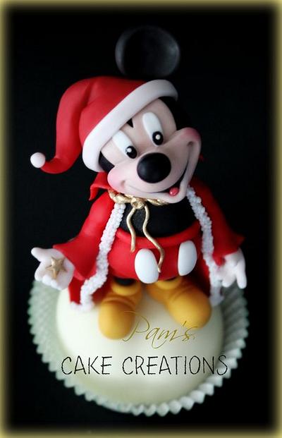 Mickey Mouse Christmas - Cake by Pamela Iacobellis