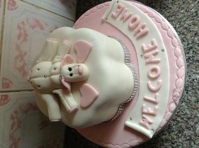 Cakebwith gum paste puppy - Cake by Posh babe