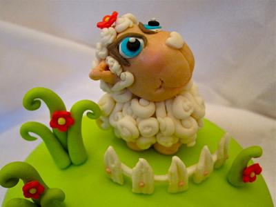 little sheep cake - Cake by Elli Warren