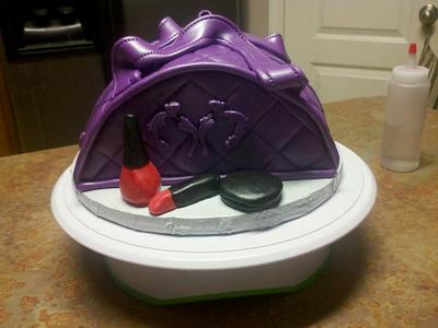Purple make up bag - Cake by Debbie