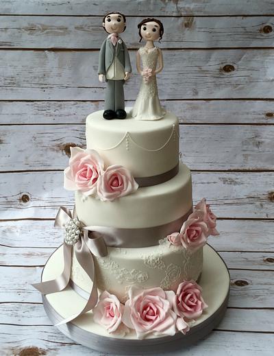 Roses and lace wedding cake - Cake by The Cake Bank 