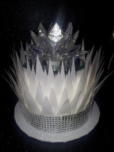 Crystal Shards - Cake by Melanie