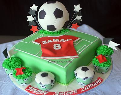 Soccer Field cake - Cake by Inoka (Sugar Rose Cakes)