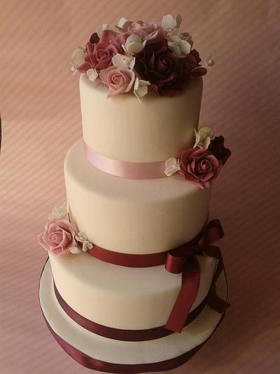 Dusky Pink Rose Cake - Cake by LaFarfalladiCiocco