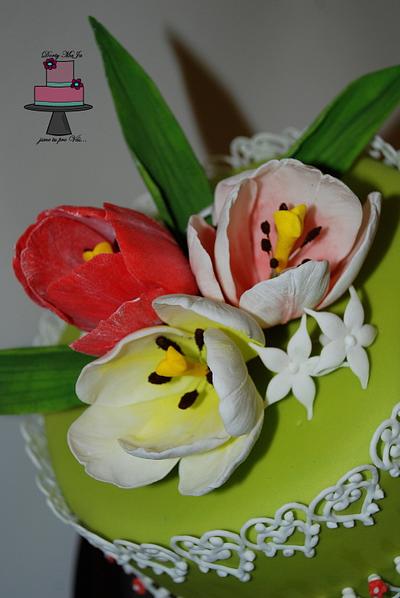 Cakes with tulips  - Cake by Marie