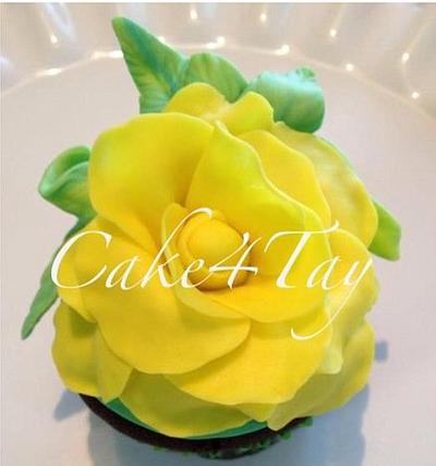 Yellow Rose Of Texas - Cake by Angel Chang