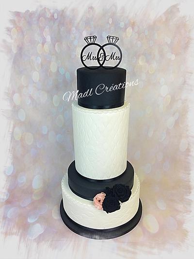Elegance wedding cake black and white - Cake by Cindy Sauvage 