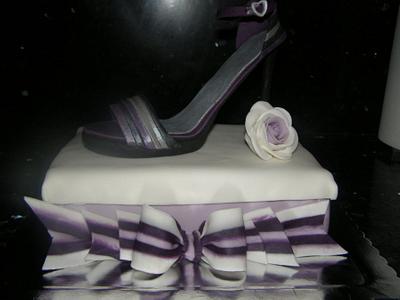 high-heeled shoe - Cake by Georgia's 3d cakes
