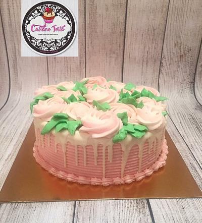 roses drip cake  - Cake by Castaño torta Riham Ismail