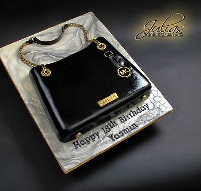 Michael Kors Bag cake - Cake by Premierbakes (Julia)
