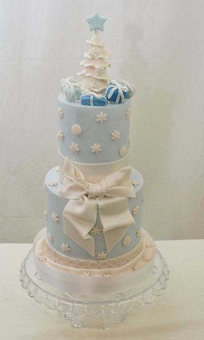 Little Christmas Cake in Ice Blue - Cake by Sugarpixy