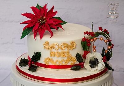 Family Christmas cake 2015 - Cake by Cakes By No More Tiers (Fiona Brook)