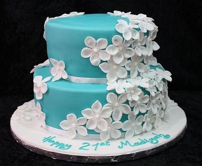 Cake in blue and white - Cake by The House of Cakes Dubai