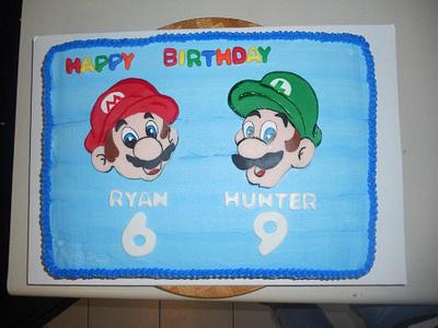 Mario & Luigi - Cake by YoureBakingMeCrazy