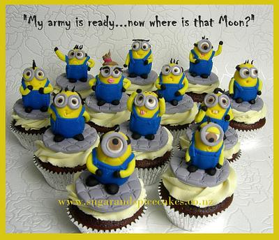 The Despicable Minions ~ "We-are-going-to-steal....the-MOON!"  - Cake by Mel_SugarandSpiceCakes
