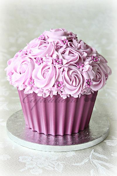 Pink Giant Cupcake - Cake by Cupcations
