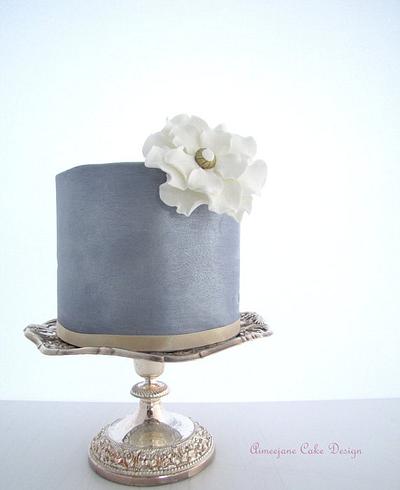 A touch of glamour - Cake by aimeejane