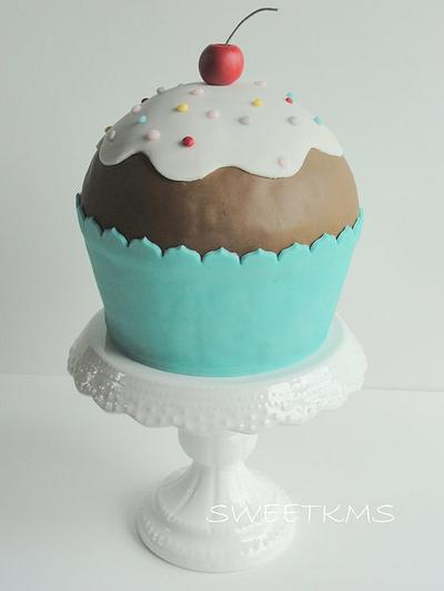 Cupcake Cake - Cake by Kristen