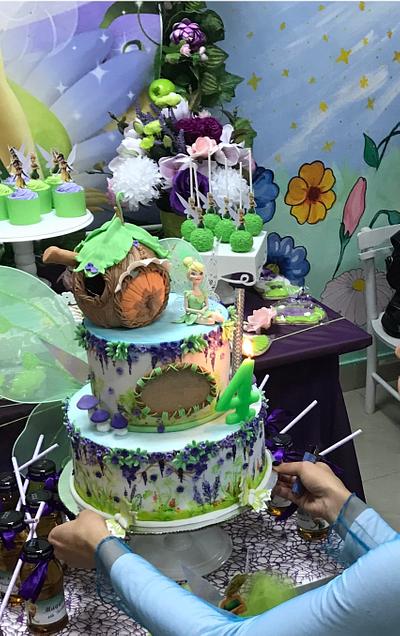 Tinkerbell cake - Cake by GogasCakes