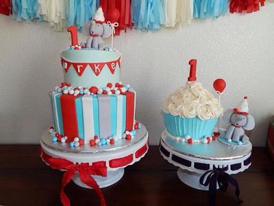 Cute Little Elephant 1st Birthday - Cake by Ohmygorgeouscakes