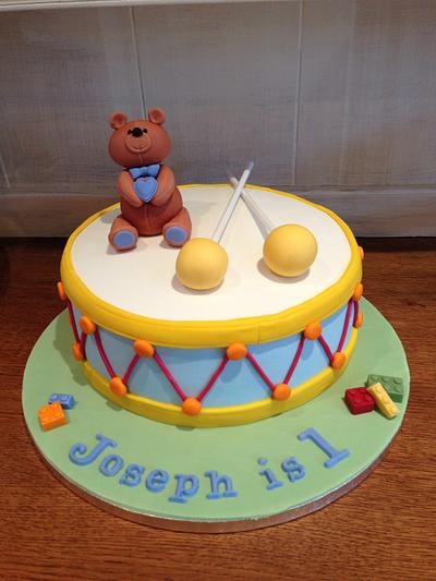 Teddy bear drum cake - Cake by Gaynor's Cake Creations