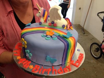 Unicorn and rainbow - Cake by Kristina and Michelle's Cakes