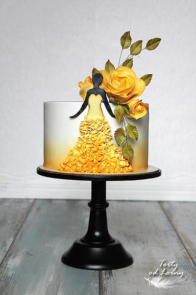 Yellow petals - Cake by Lorna