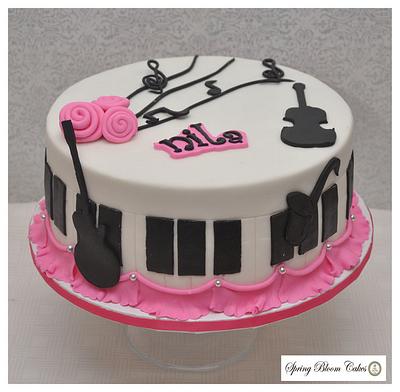 Musical Cake - Cake by Spring Bloom Cakes