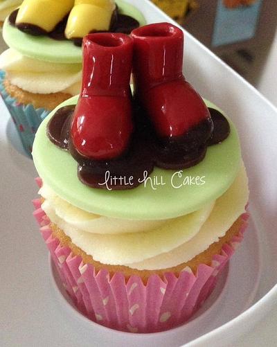 Peppa Pig Muddy Puddle Cupcakes - Cake by Little Hill Cakes
