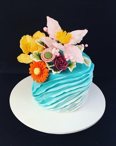 Splash of colour - Cake by The Hot Pink Cake Studio by Ipshita
