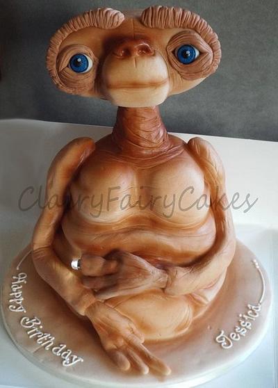 E.T. - Cake by Clair Stokes