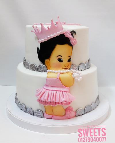 Pink dress cake - Cake by Meroosweets