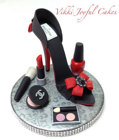 Glamour girl cake topper - Cake by Vikki Joyful Cakes