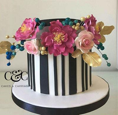 Hat box cake - Cake by Dawn Booth Sugarcraft Artist