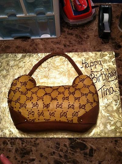 Gucci Purse - Cake by TastyMemoriesCakes