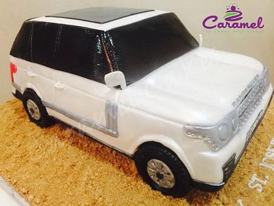 Range Rover - Cake by Caramel Doha