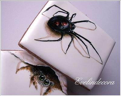 Icing cookies: spiders - Cake by Evelindecora