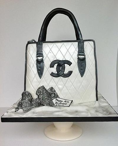 Chanel Handbag - Cake by Lisapeps