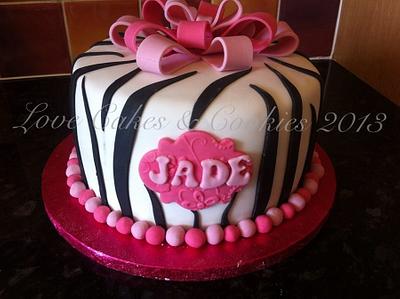 Zebra - Cake by Lucie