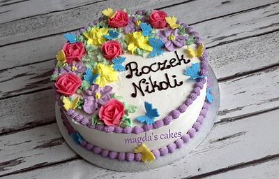 Flowers and butterflies - Cake by Magda's Cakes (Magda Pietkiewicz)