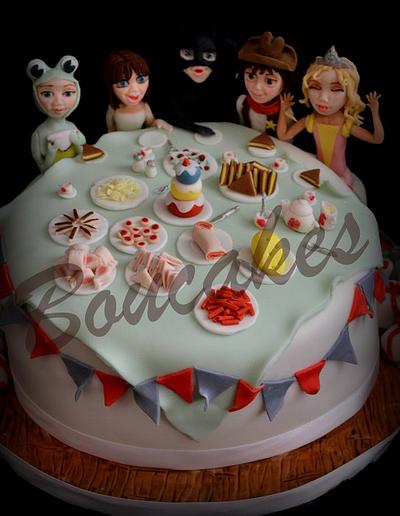 Fancy dress party cake - Cake by YvonneD