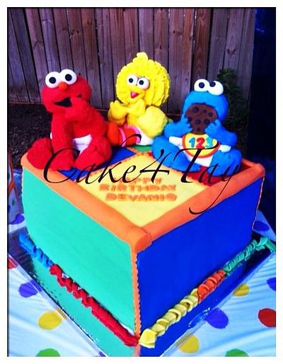 Sesame Street - Cake by Angel Chang