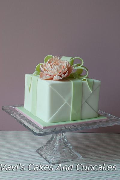 A Gift Box Cake - Cake by Vavi