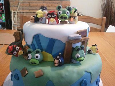 Angry Birds Away - Cake by Elizabeth Rosado 