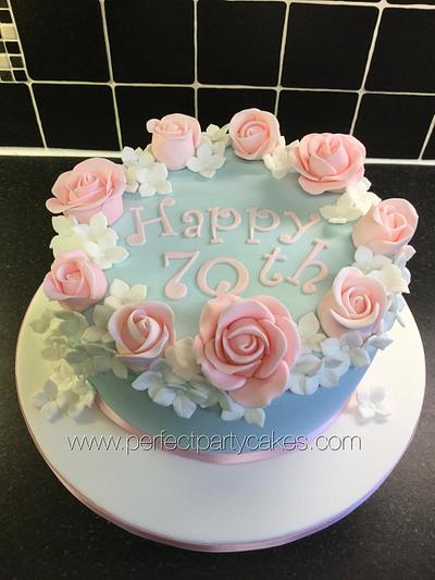 Roses - Cake by Perfect Party Cakes (Sharon Ward)