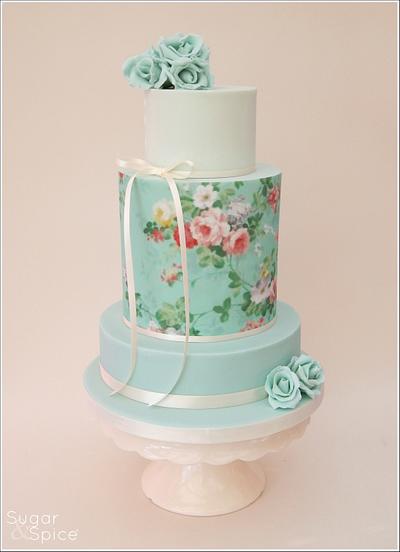 'Bella' Wedding cake - Cake by Sugargourmande Lou