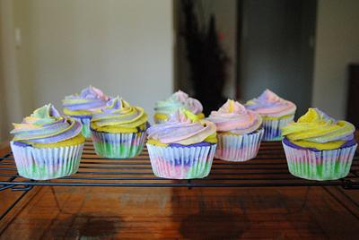 Rainbow cupcakes - Cake by Amelia's Cakes